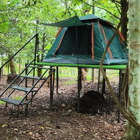 Dragster Tents Kizhake Chalakudi Exterior photo